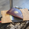 PORTE-PASSEPORT / CARTE GRISE / ASSURANCE LIEGE - MADE IN EUROPE