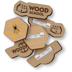 BADGE EN BOIS
