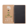 Un carnet , un Pin